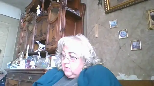 Snapshot of Lala-Love56 chatting on 13, 10, 2025 Lala-Love56 online show from 13, 10, 2025