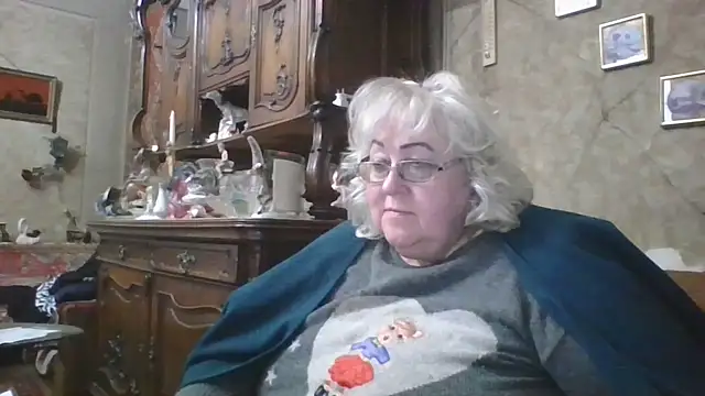 Snapshot of Lala-Love56 chatting on 18, 10, 2025 Lala-Love56 online show from 18, 10, 2025