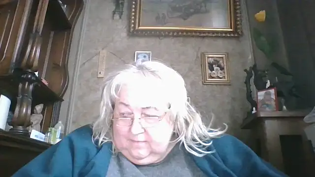 Snapshot of Lala-Love56 chatting on 6, 11, 2025 Lala-Love56 online show from 6, 11, 2025