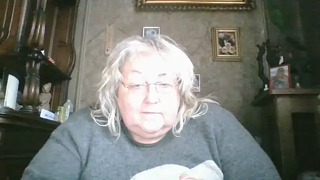 Snapshot of Lala-Love56 chatting on 7, 11, 2025 Lala-Love56 online show from 7, 11, 2025