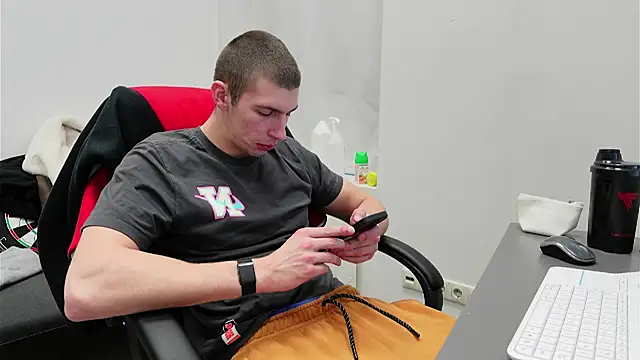 Ryan Dozer online show from 22, 11, 2025