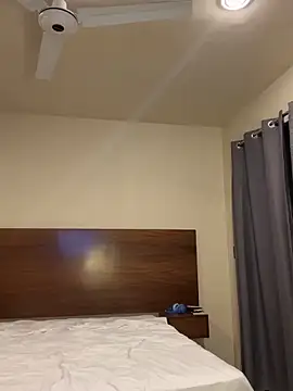 Sashailardi online show from 11, 4, 2026