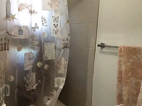 littyleesh1 online show from 10, 10, 2025