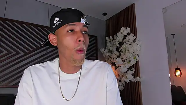 B Wild online show from 4, 12, 2025