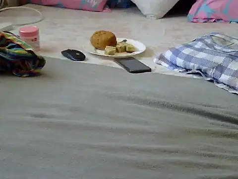 Playroom queen online show from 3, 10, 2025