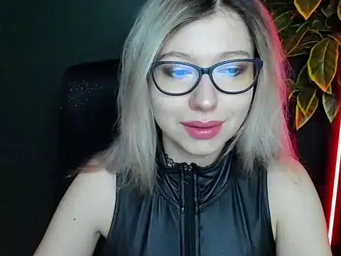 Snapshot of loveHeidi chatting on 12, 2, 2026 loveHeidi online show from 12, 2, 2026