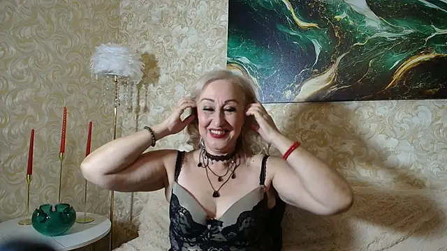 Snapshot of _Sara__Smith_ chatting on 30, 9, 2025 Sara Smith online show from 30, 9, 2025