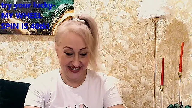 Snapshot of _Sara__Smith_ chatting on 24, 11, 2025 Sara Smith online show from 24, 11, 2025