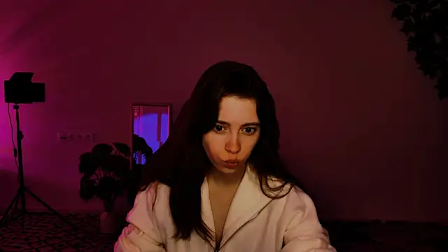 Yoka paradoXXX online show from 1, 10, 2025