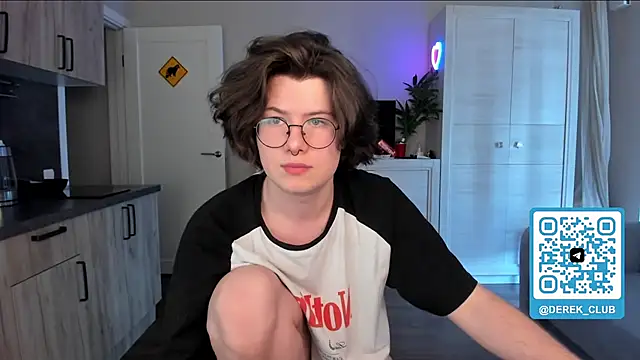 Derek Shameless online show from 8, 6, 2026