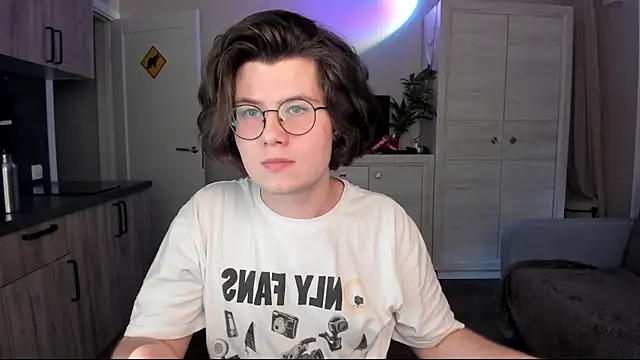 Derek Shameless online show from 25, 6, 2026