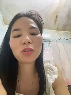 Snapshot of xiaonan- chatting on 7, 11, 2025 xiaonan- online show from 7, 11, 2025