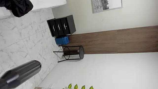 johan miller0 online show from 8, 10, 2025