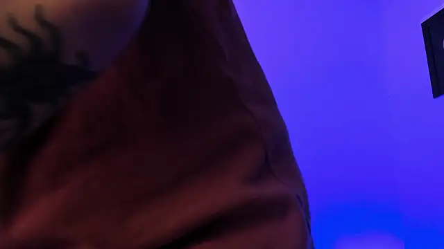 PeytonBox online show from 3, 10, 2025