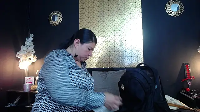 kinky momm online show from 7, 4, 2026