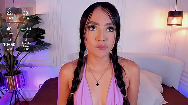 Dafne Hillss online show from 21, 11, 2025