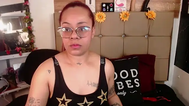 MIA  SPENCER online show from 1, 11, 2025