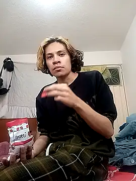 kittymutant99 online show from 4, 11, 2025