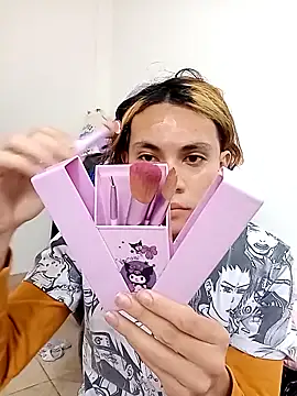 kittymutant99 online show from 20, 11, 2025