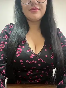 Molly-molly- online show from 1, 11, 2025