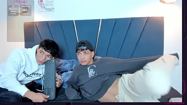 maicol cum23 online show from 25, 9, 2025