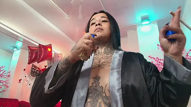 Black roseee online show from 15, 2, 2026