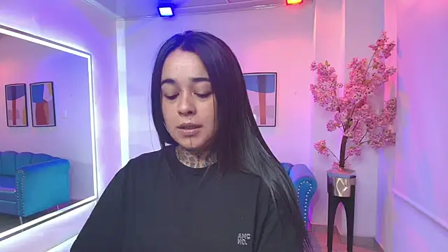 Black roseee online show from 11, 4, 2026