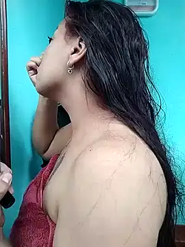 Snapshot of paola-yandex28 chatting on 29, 9, 2025 paola-yandex28 online show from 29, 9, 2025