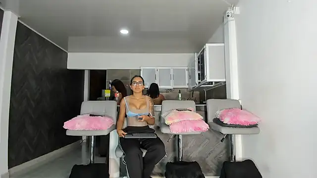Snapshot of Melissa_tylor69 chatting on 2, 5, 2026 Melissa tylor69 online show from 2, 5, 2026