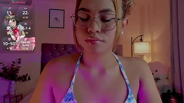 Snapshot of OxanaFedorova1- chatting on 2, 2, 2026 OxanaFedorova1- online show from 2, 2, 2026