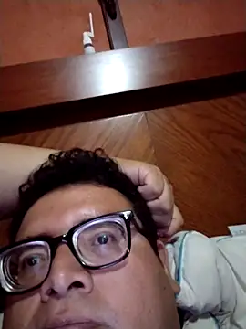 Santiagoqro85 online show from 9, 10, 2025