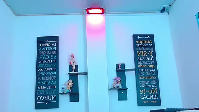 CHLOE THUNDERS online show from 11, 2, 2026