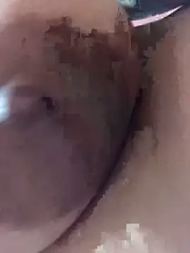 Snapshot of luzmelzinha chatting on 14, 12, 2025 luzmelzinha online show from 14, 12, 2025