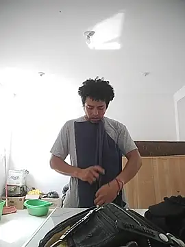 Snapshot of ThiagoFernandezChancay25 chatting on 29, 10, 2025 ThiagoFernandezChancay25 online show from 29, 10, 2025