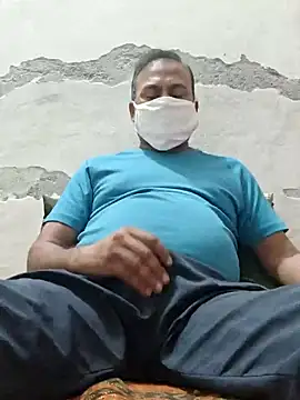 Snapshot of Famit025 chatting on 28, 3, 2026 Famit025 online show from 28, 3, 2026