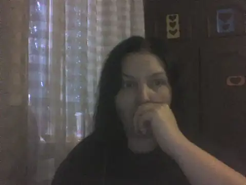 Snapshot of Breezy_88 chatting on 10, 11, 2025 Breezy 88 online show from 10, 11, 2025