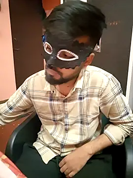 soniriyaa010101 online show from 7, 2, 2026