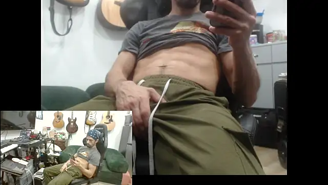 Snapshot of Stringin69 chatting on 12, 2, 2026 Stringin69 online show from 12, 2, 2026