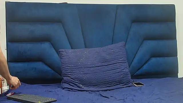 Snapshot of Angell_cooper chatting on 25, 2, 2026 Angell cooper online show from 25, 2, 2026