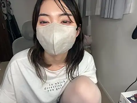 Snapshot of naginagisan chatting on 28, 7, 2026 naginagisan online show from 28, 7, 2026