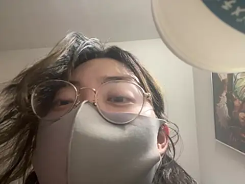 Snapshot of naginagisan chatting on 7, 8, 2026 naginagisan online show from 7, 8, 2026