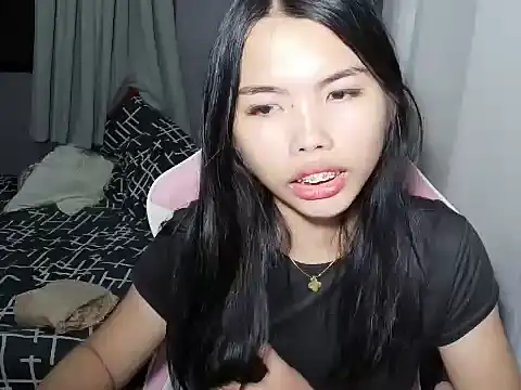Snapshot of cutie_milker chatting on 12, 5, 2026 cutie milker online show from 12, 5, 2026