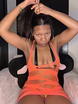 Snapshot of __suki chatting on 21, 10, 2025 suki online show from 21, 10, 2025