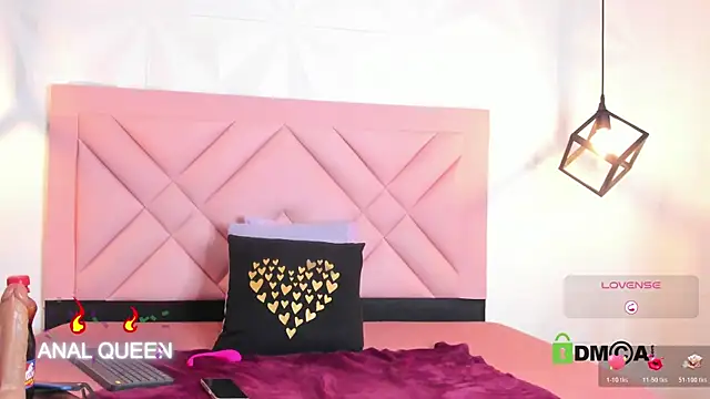 Snapshot of Caroline_daring chatting on 2, 5, 2026 Caroline daring online show from 2, 5, 2026
