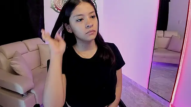 Snapshot of Candy_fox_19 chatting on 28, 2, 2026 Candy fox 19 online show from 28, 2, 2026