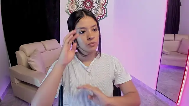 Candy fox 19 online show from 11, 3, 2026