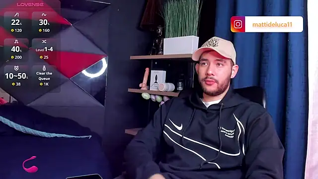 Snapshot of matti_de_lucaa chatting on 2, 11, 2025 matti de lucaa online show from 2, 11, 2025