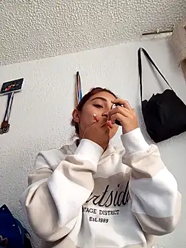 Lia Teen online show from 11, 10, 2025