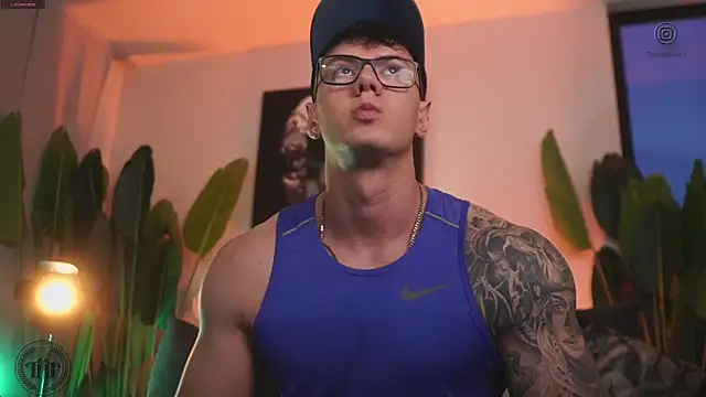 Thomas Falcon online show from 1, 12, 2025