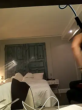 Snapshot of Astrid3 chatting on 19, 10, 2025 Astrid3 online show from 19, 10, 2025